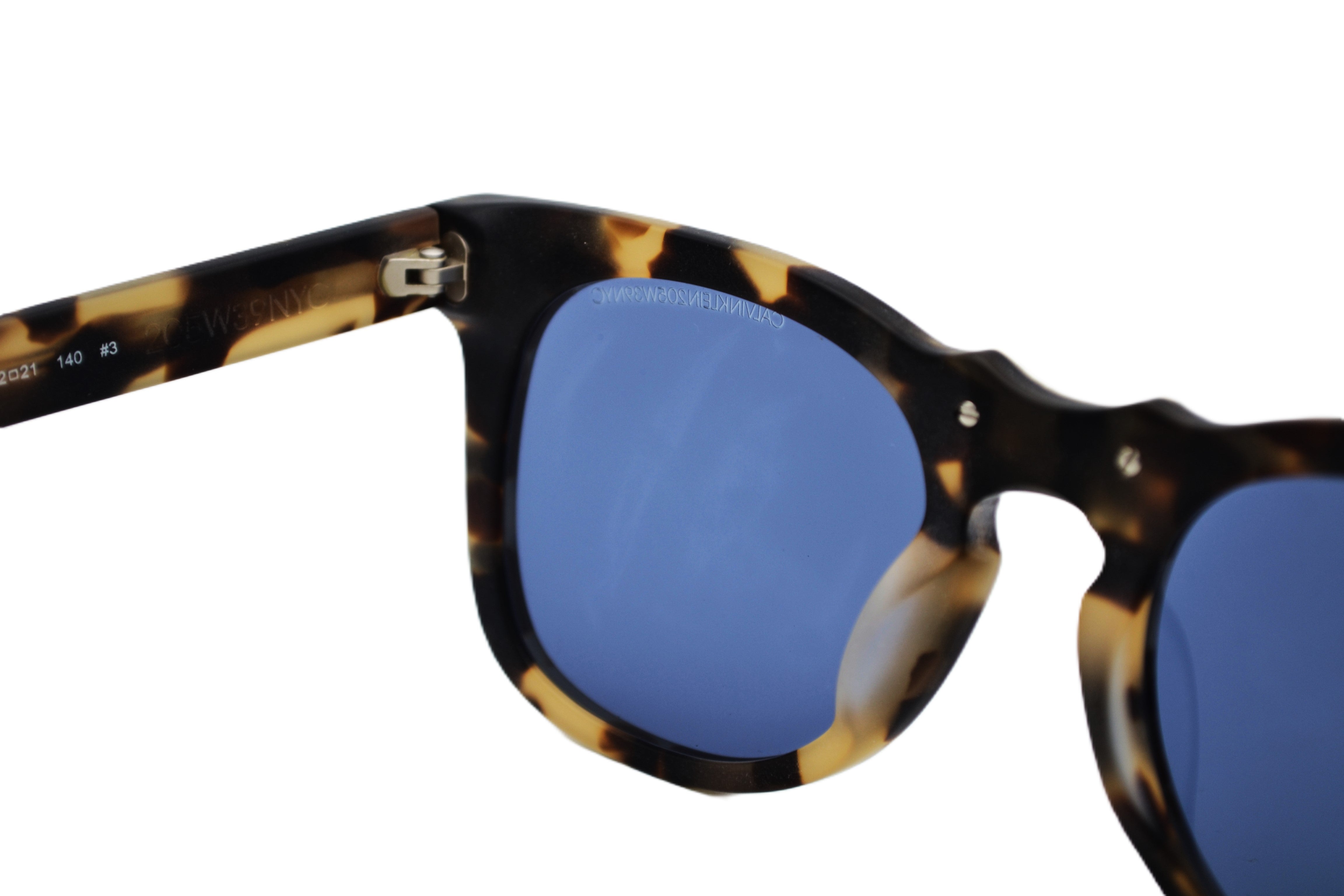 Gafas de sol CALVIN KLEIN 205W39NYC - CKNYC1850S 244 Diseño de acetato unisex