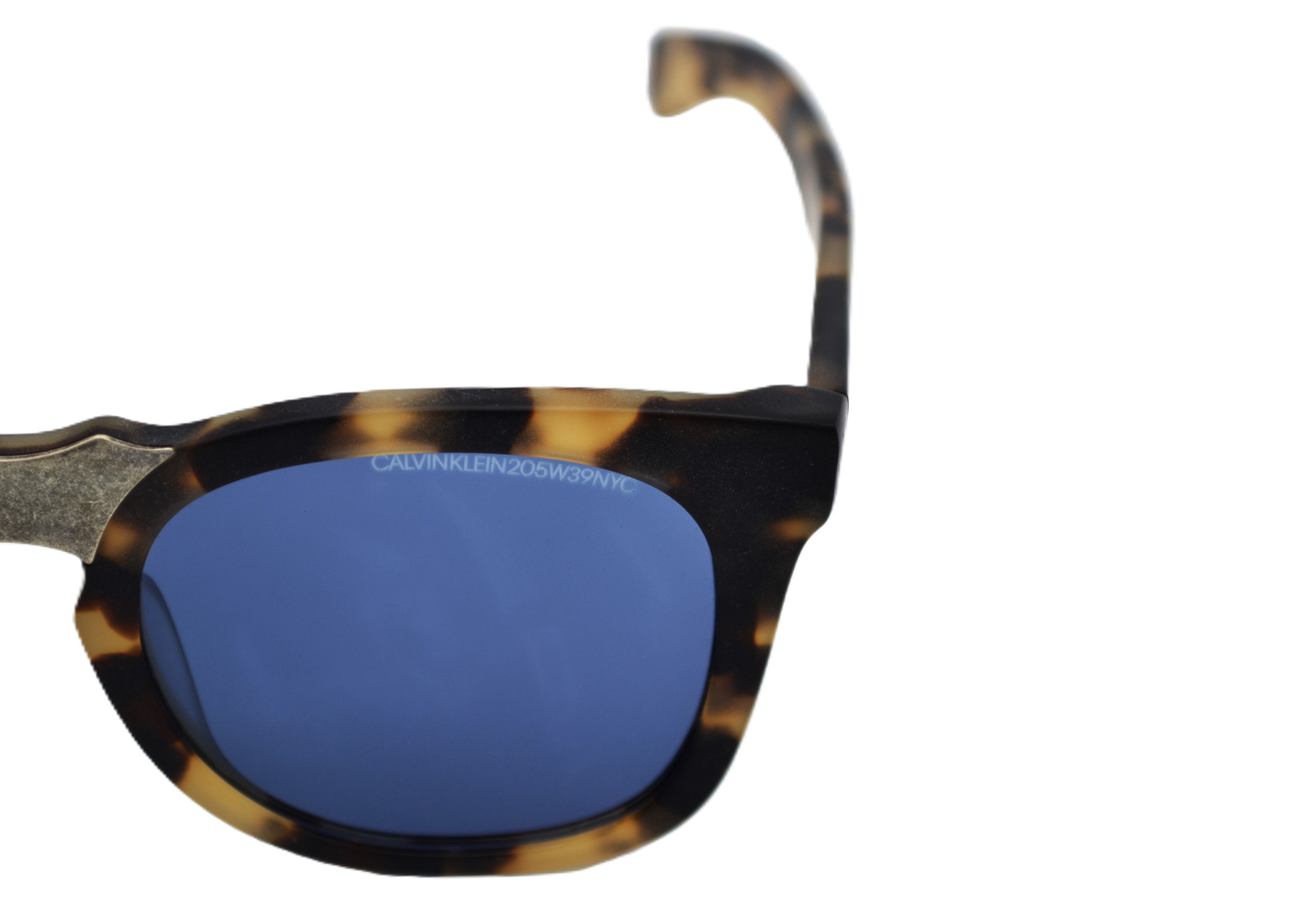 Gafas de sol CALVIN KLEIN 205W39NYC - CKNYC1850S 244 Diseño de acetato unisex
