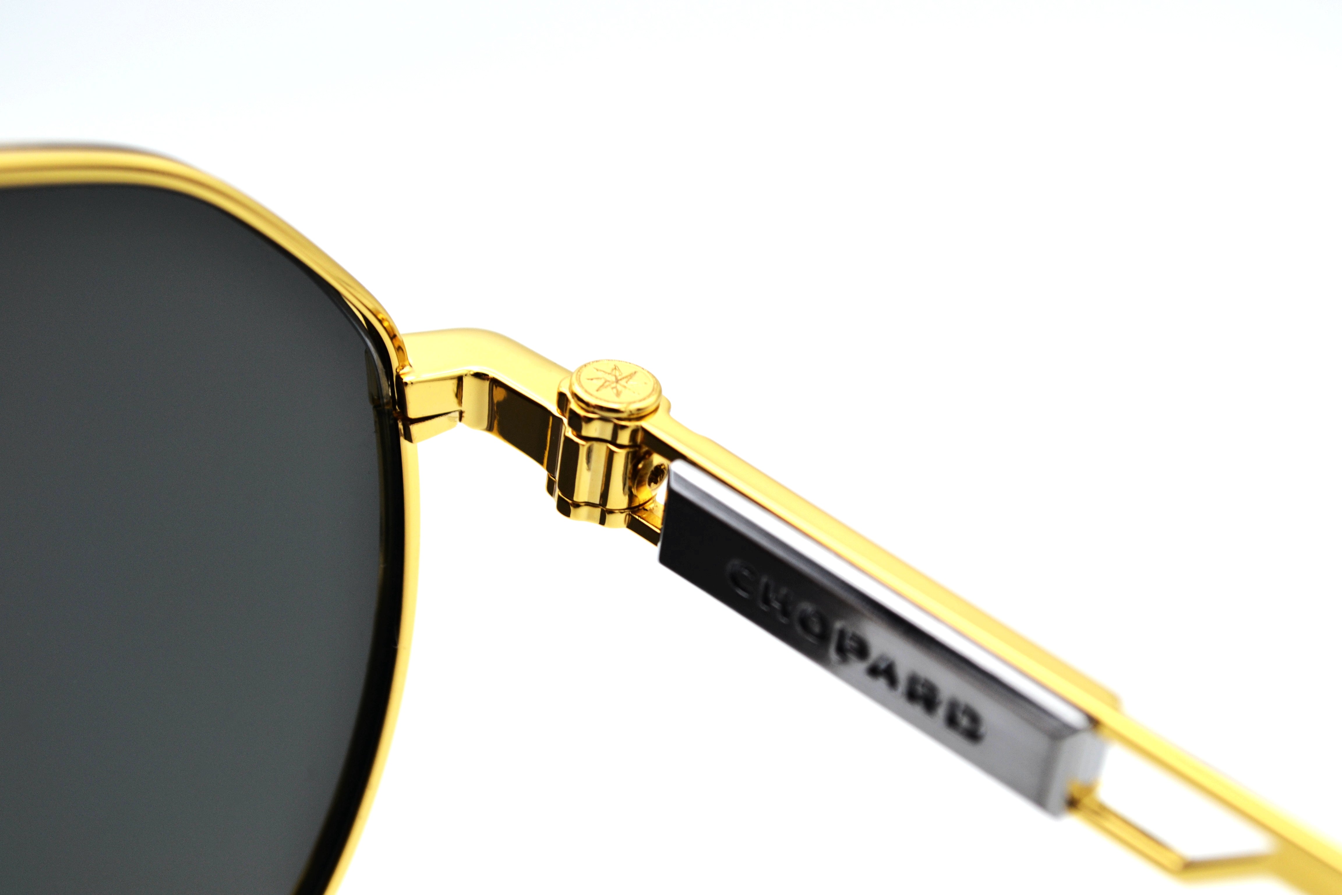 Gafas de sol Chopard SCHG63 400P Diseño de aviador dorado y plateado