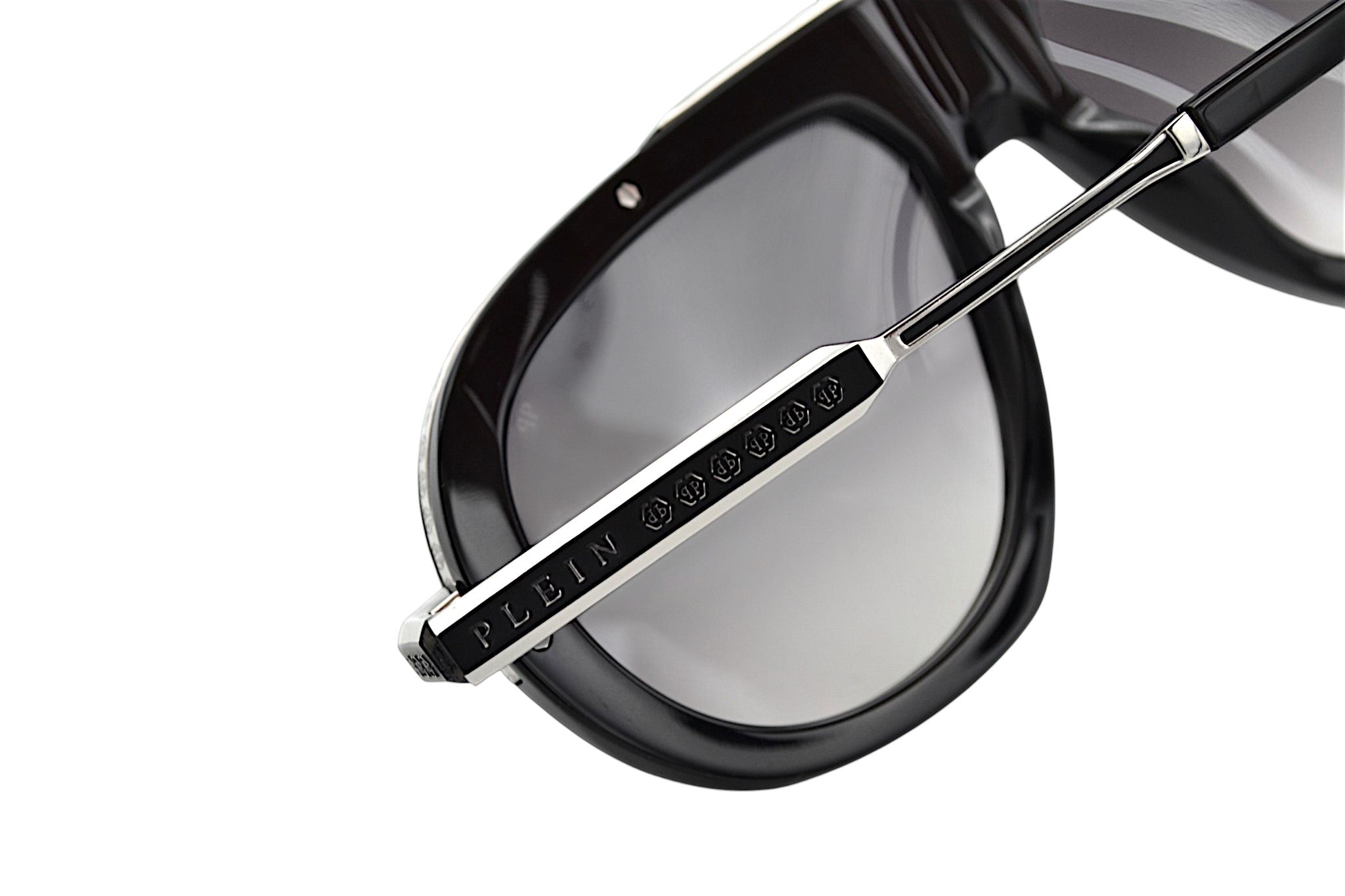 Gafas de sol Philipp Plein - PLEIN LEGACY SPP151 700Y Diseño de titanio y acetato para hombre
