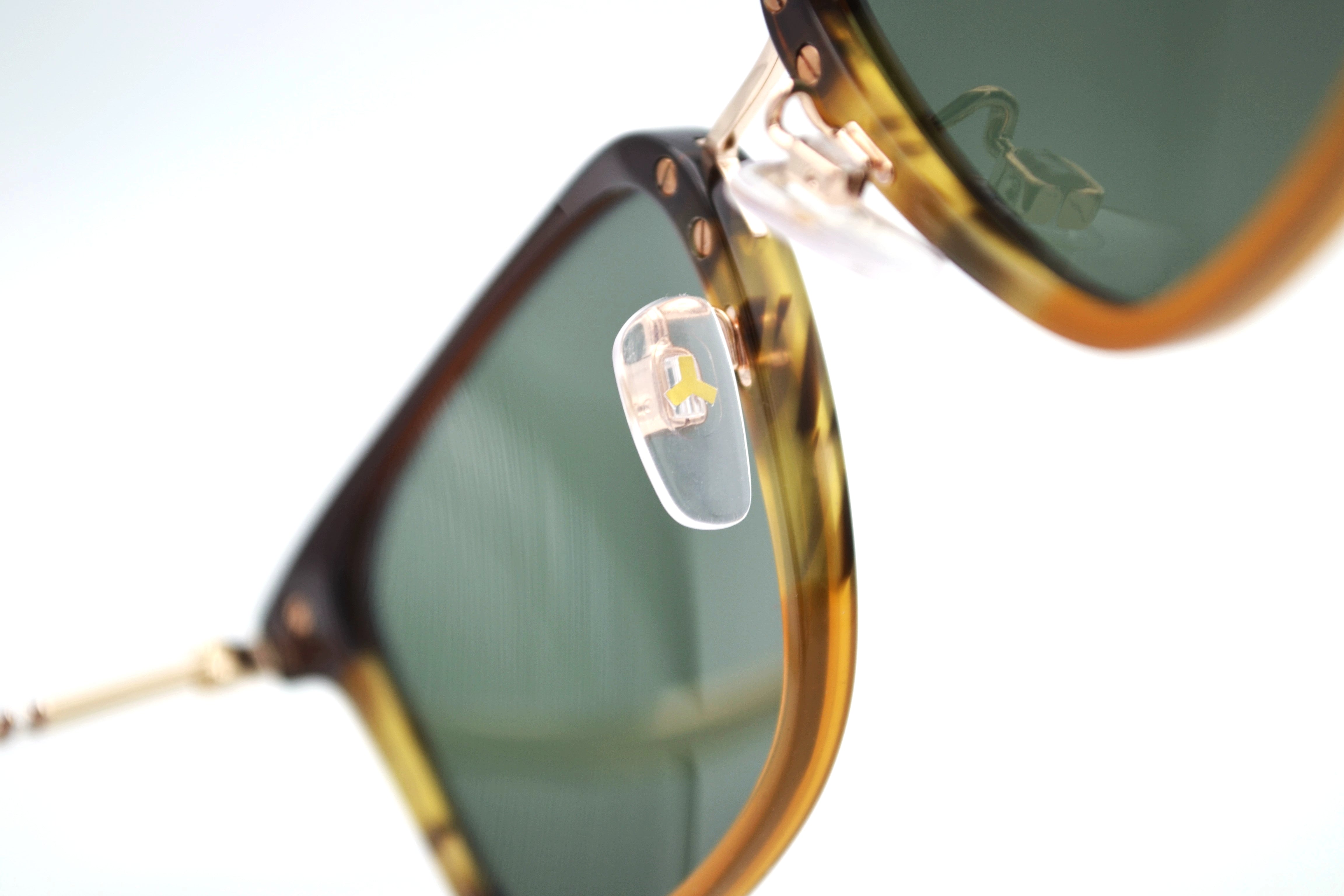 Gafas de sol Bally BY0089-D 56N - Diseño de acetato y metal dorado unisex