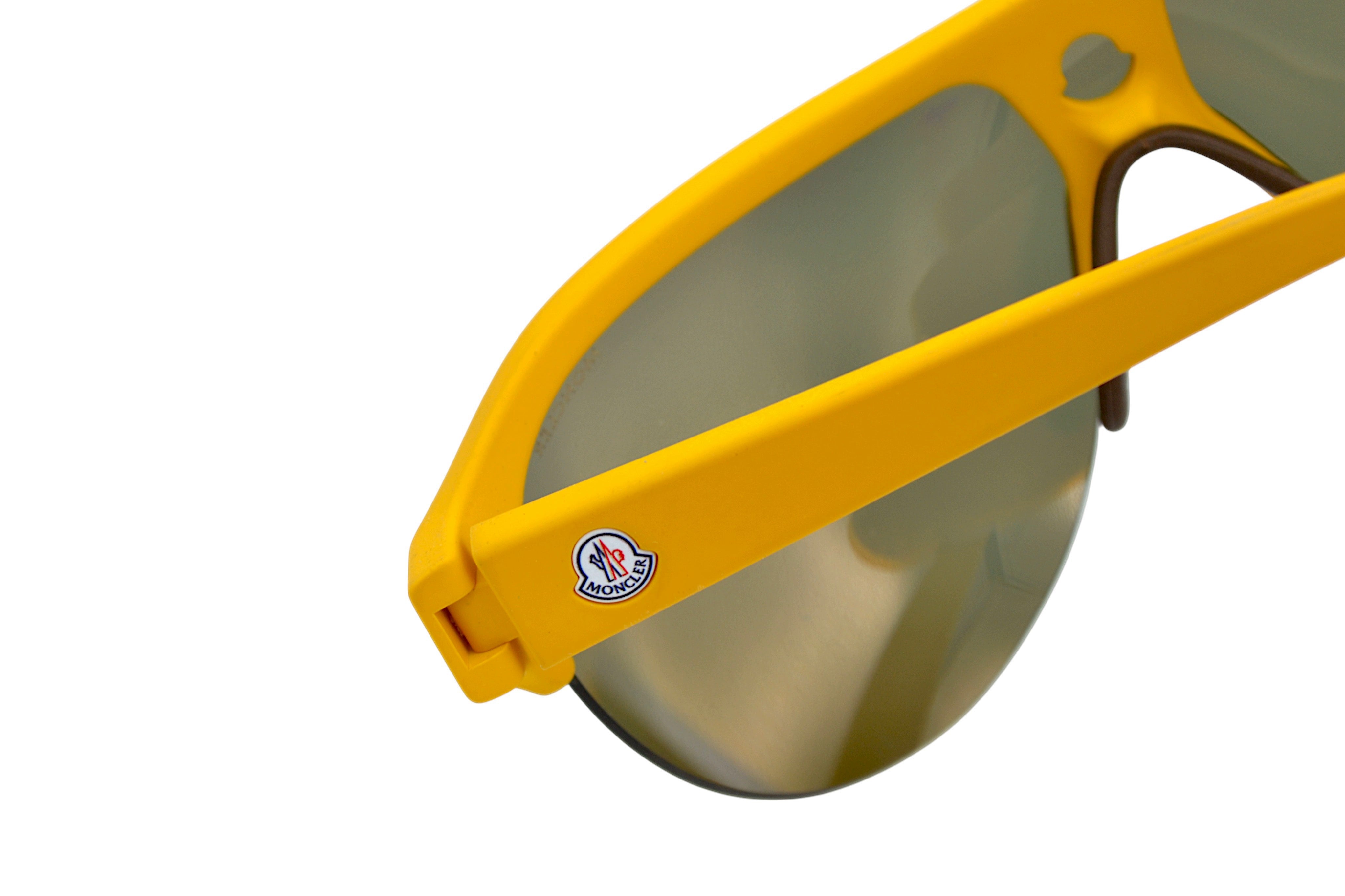 Moncler ML0049 50L Sunglasses - Interchangeable Lenses, Unisex Sports Glasses