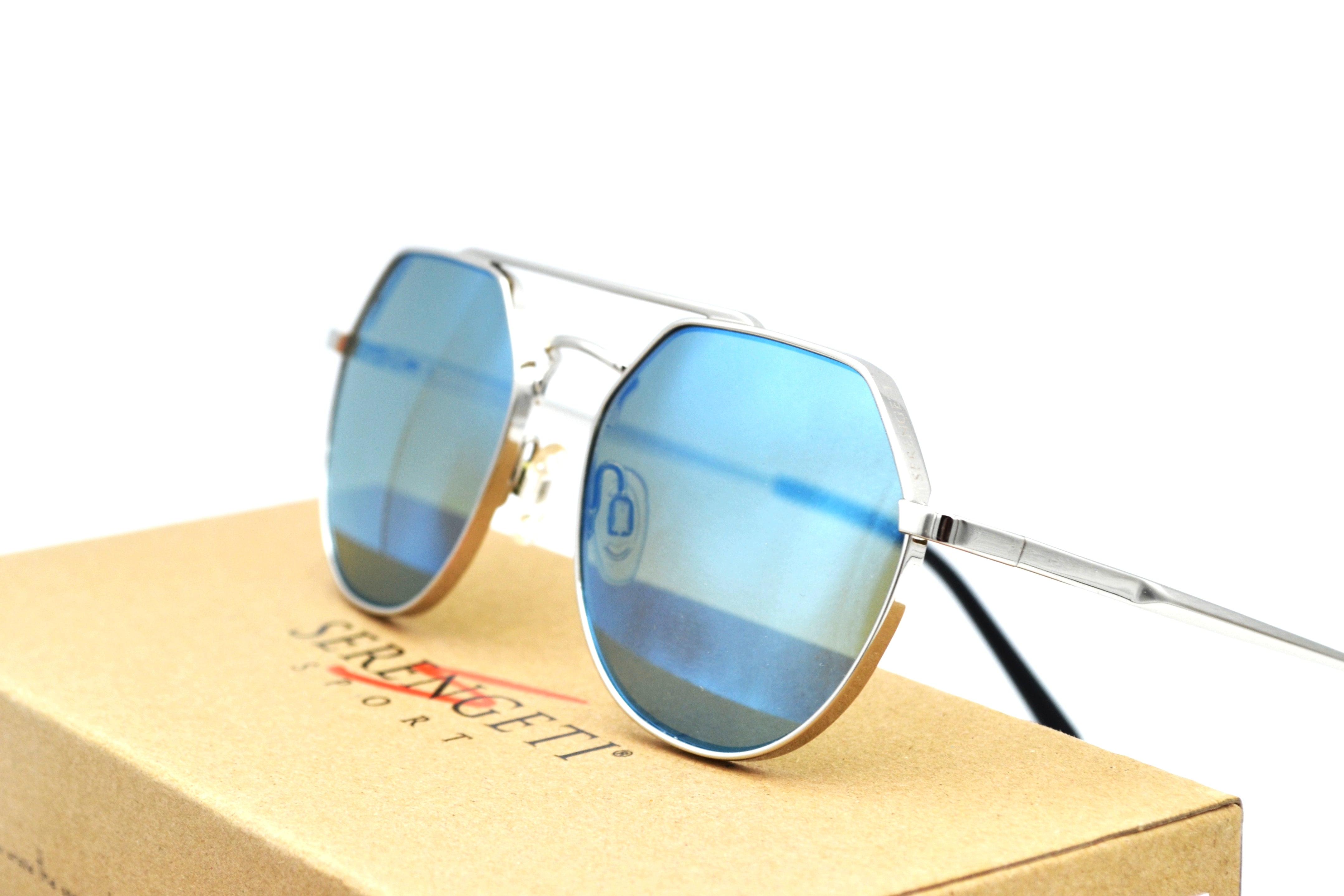 Gafas de sol Serengeti SHELBY SS533004 Diseño de metal plateado, unisex