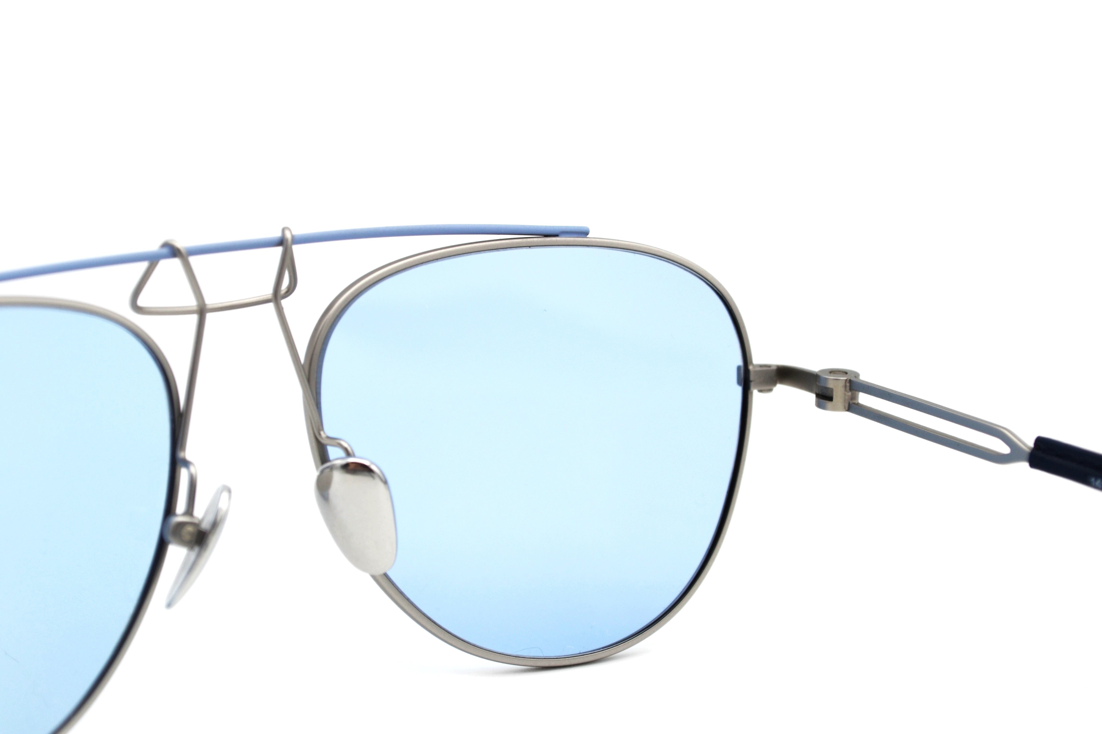 Gafas de sol CALVIN KLEIN 205W39NYC - CKNYC1850S 244 Diseño de acetato unisex