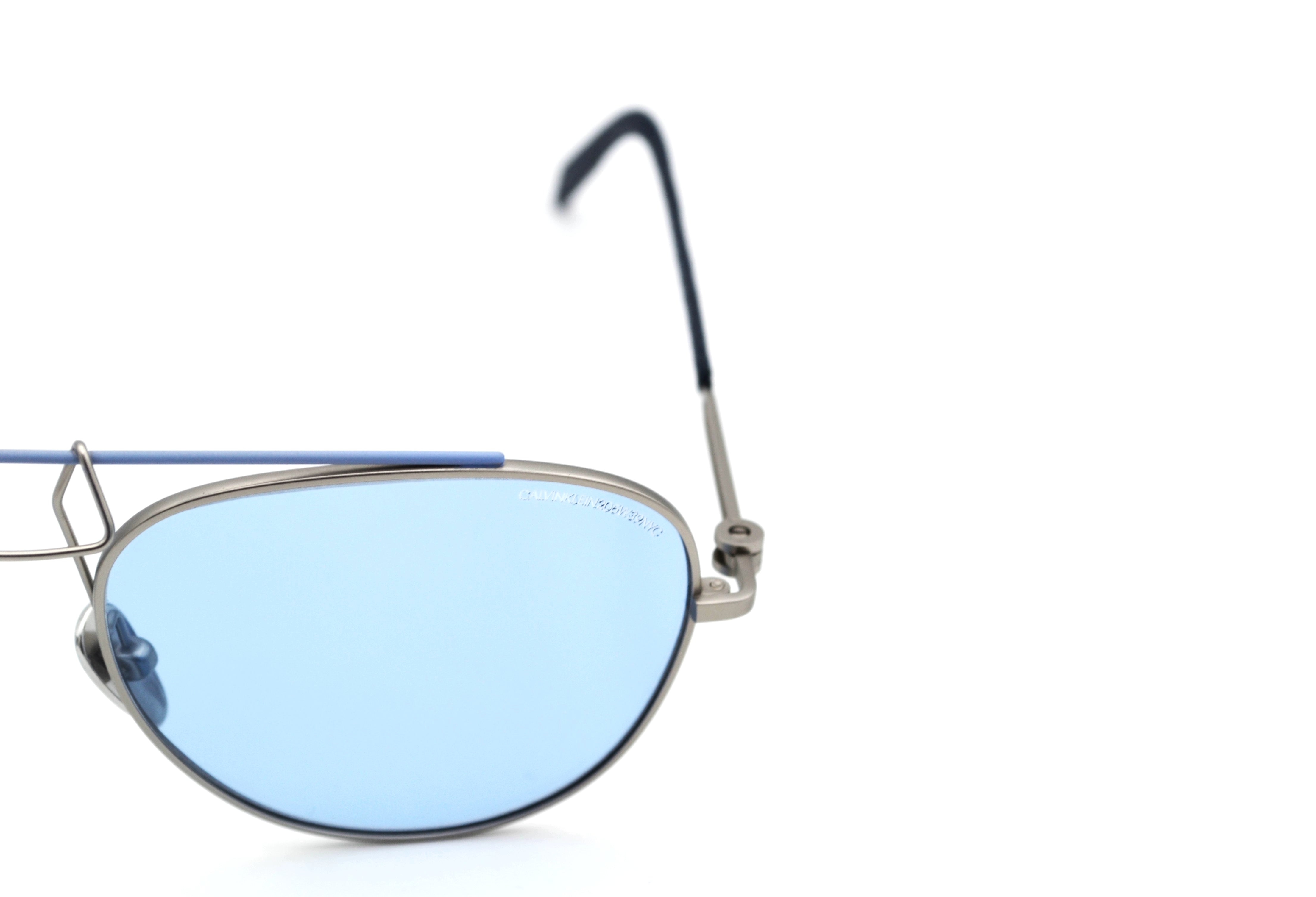 Gafas de sol CALVIN KLEIN 205W39NYC - CKNYC1850S 244 Diseño de acetato unisex