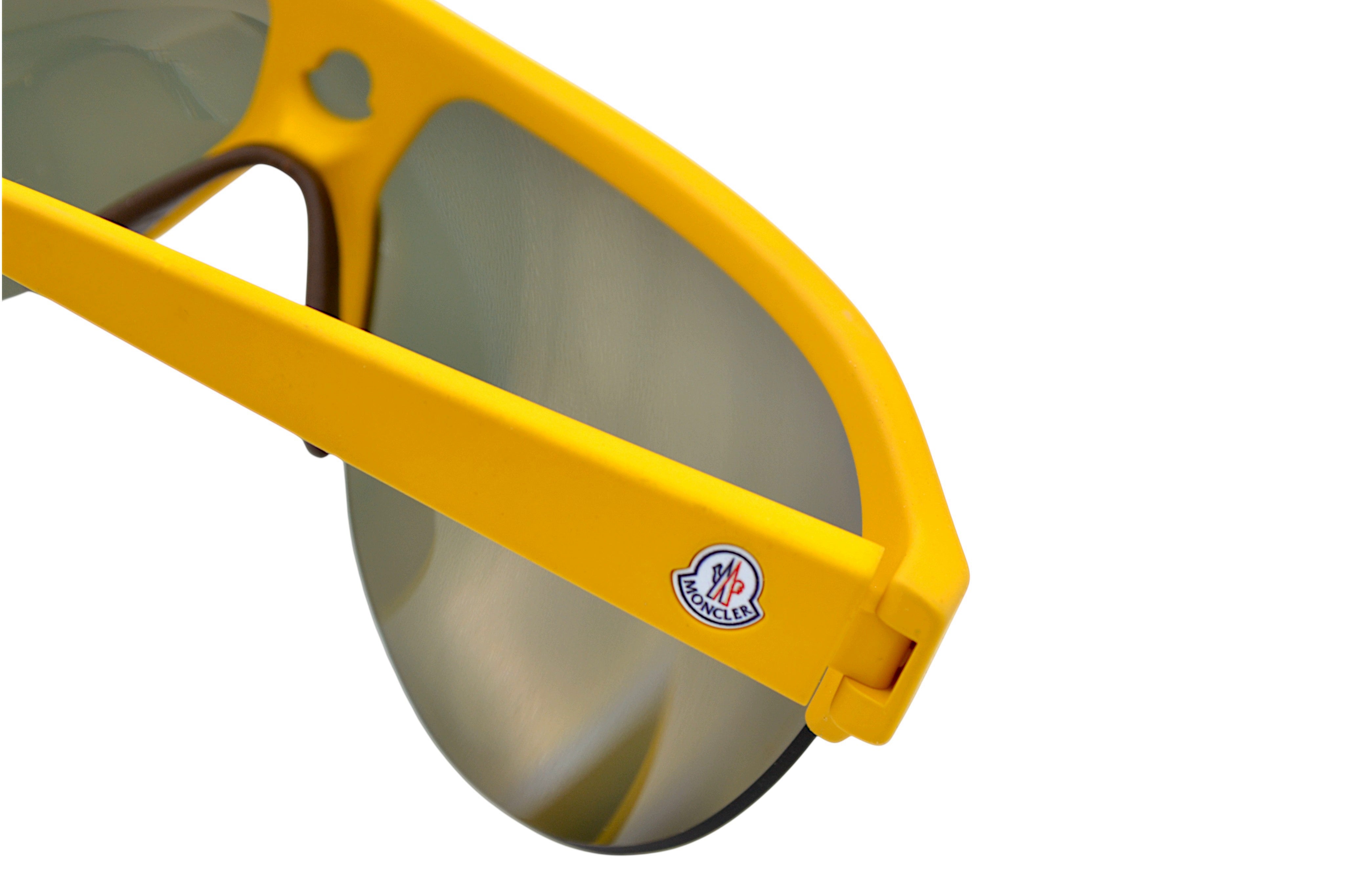 Moncler ML0049 50L Sunglasses - Interchangeable Lenses, Unisex Sports Glasses