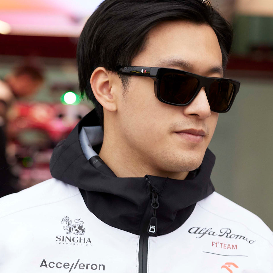 Gafas de sol Web Eyewear Edición Alfa Romeo F1 TEAM - Modelo del piloto Zhou Guanyu, diseño de acetato para hombre